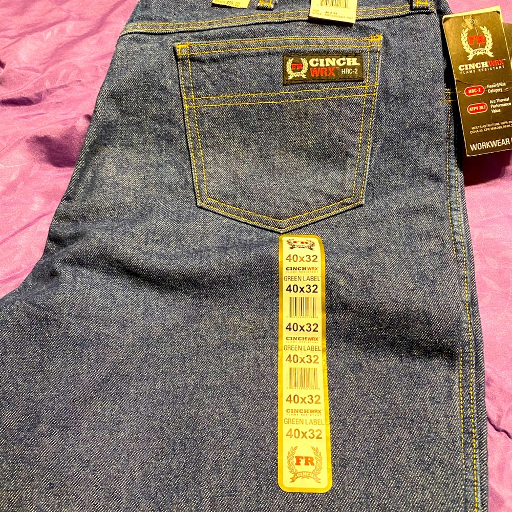 New with tags Cinch FR work Jeans! Size is 40x32 and they are perfect condition!